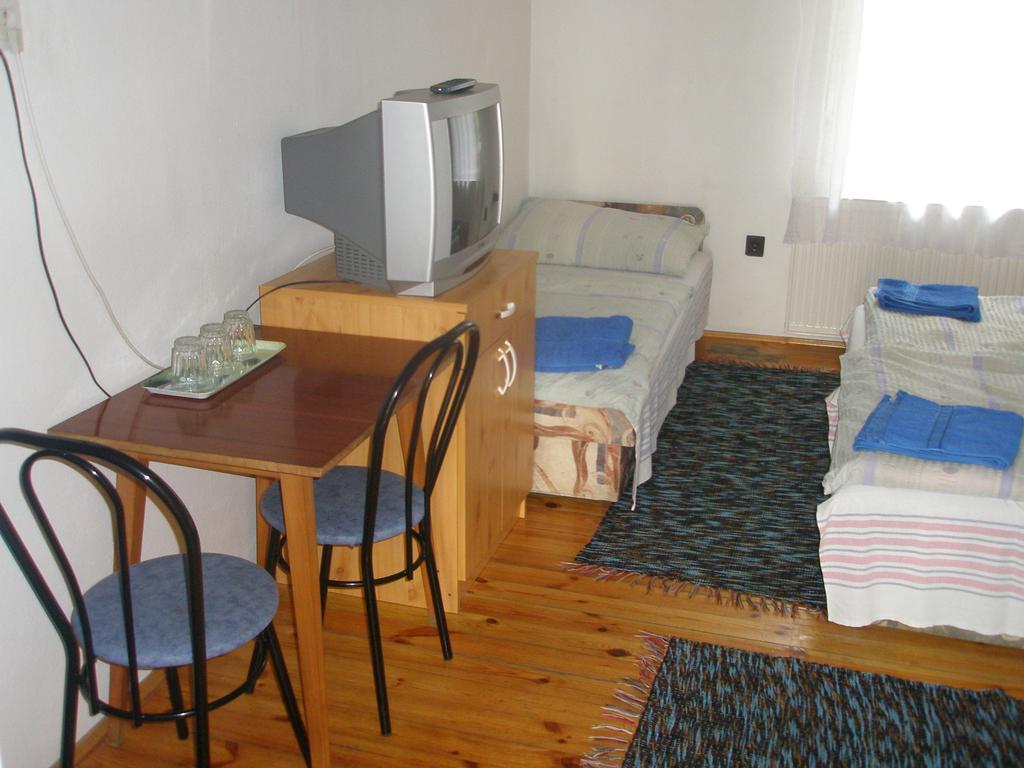 Bed and Breakfast Fenyo Panzio Makó Zimmer foto